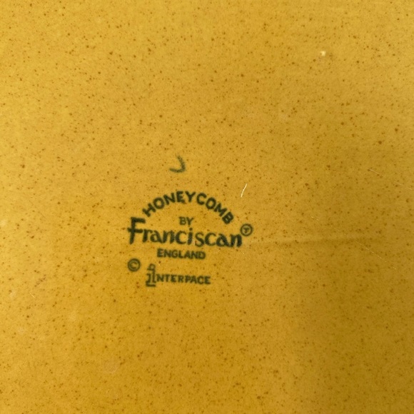 Vintage collectable Honeycomb by Franciscan England oval serving platter. - Picture 3 of 4